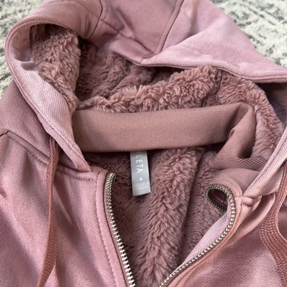 Athleta Triumph Luxe Shine Sherpa Lined Hoodie Sweatshirt Jacket Mauve - Picture 5 of 5